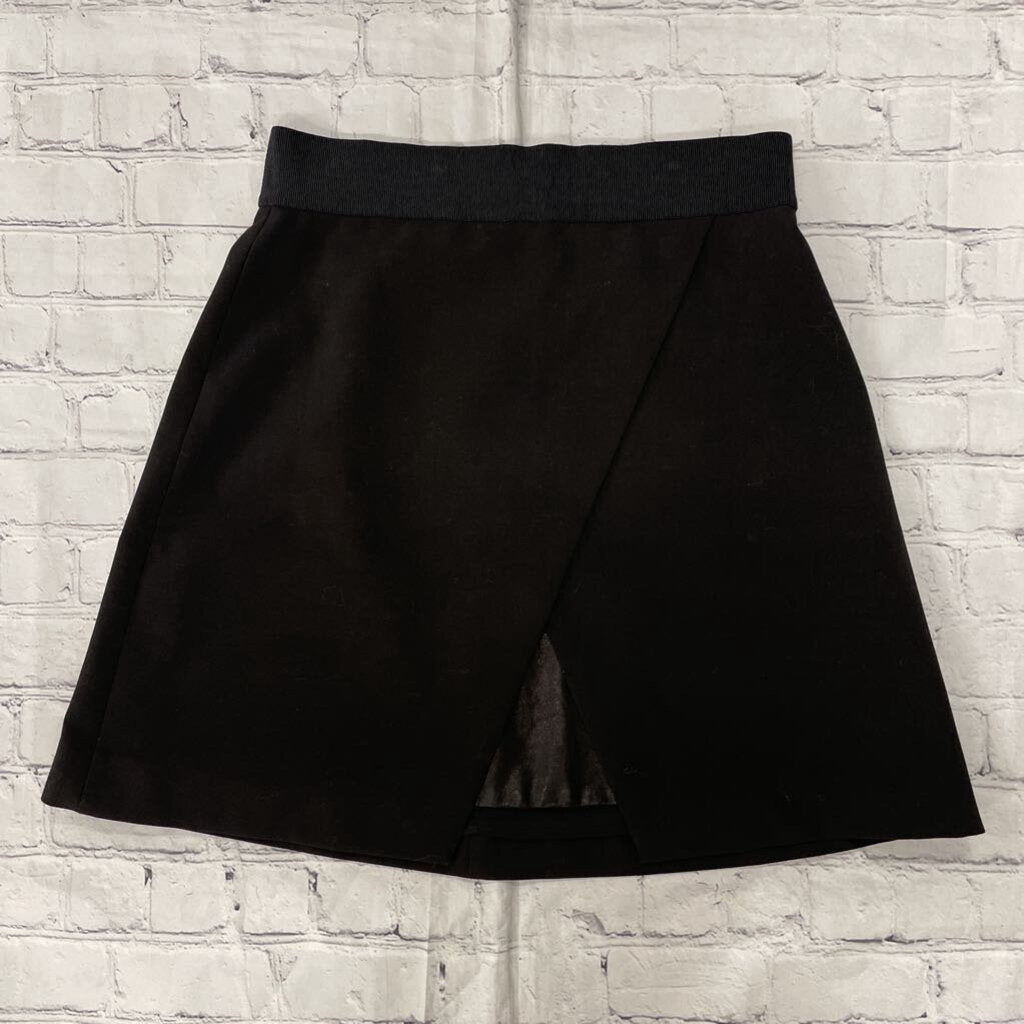 Alice + Olivia - Size 4