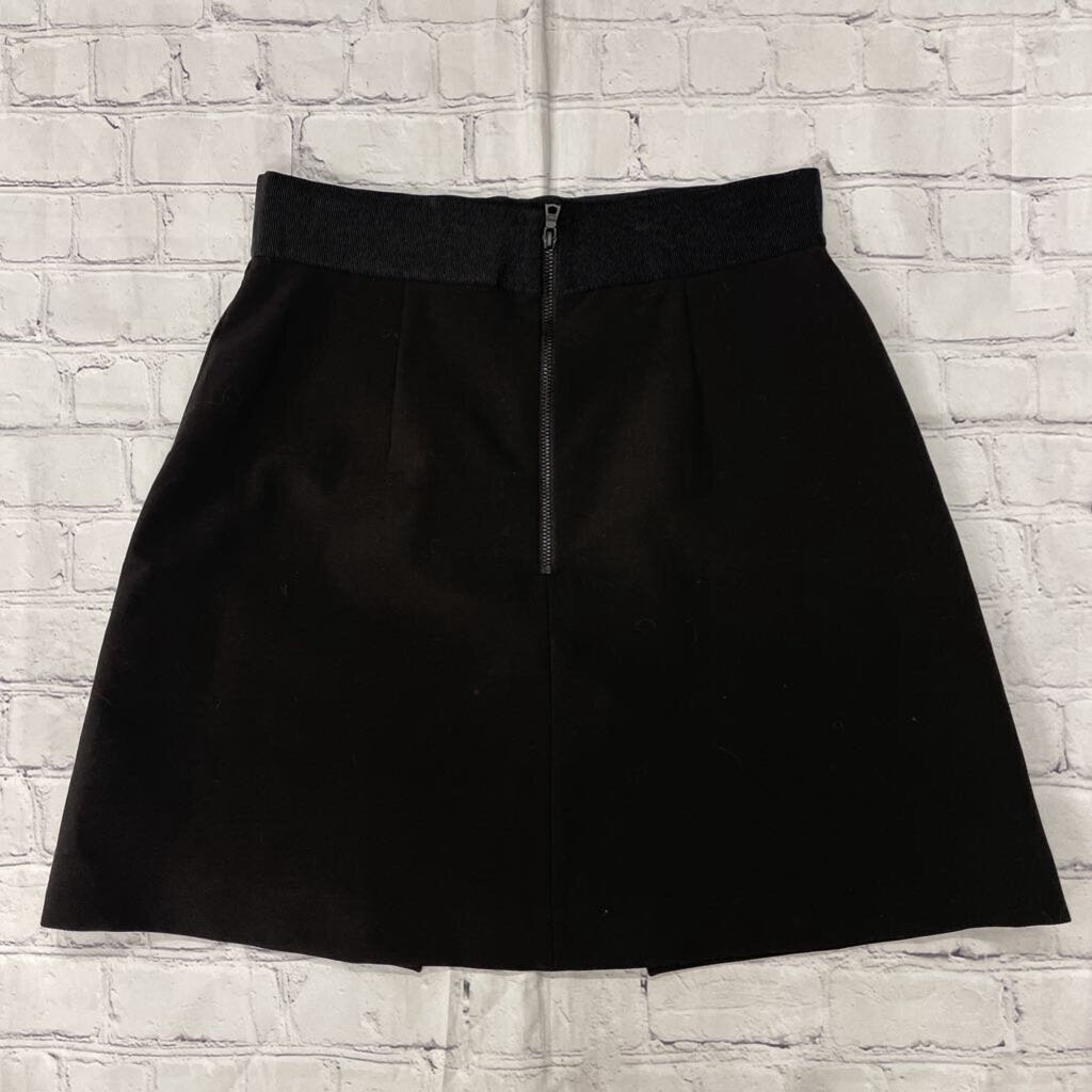 Alice + Olivia - Size 4