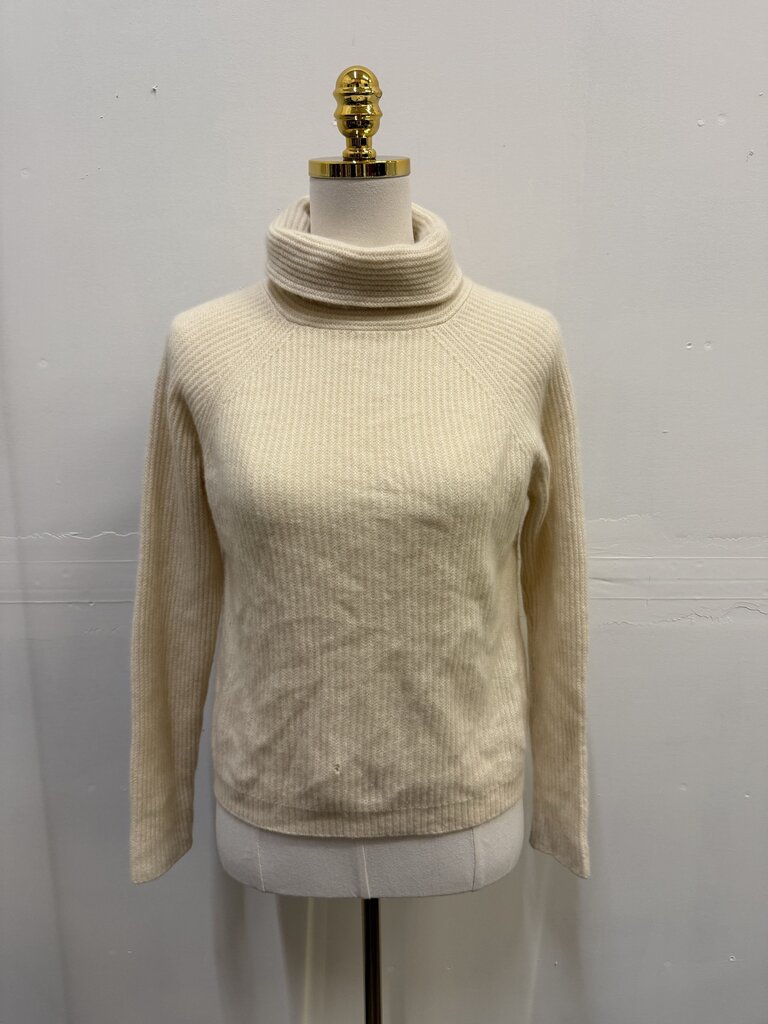 Allude - Medium