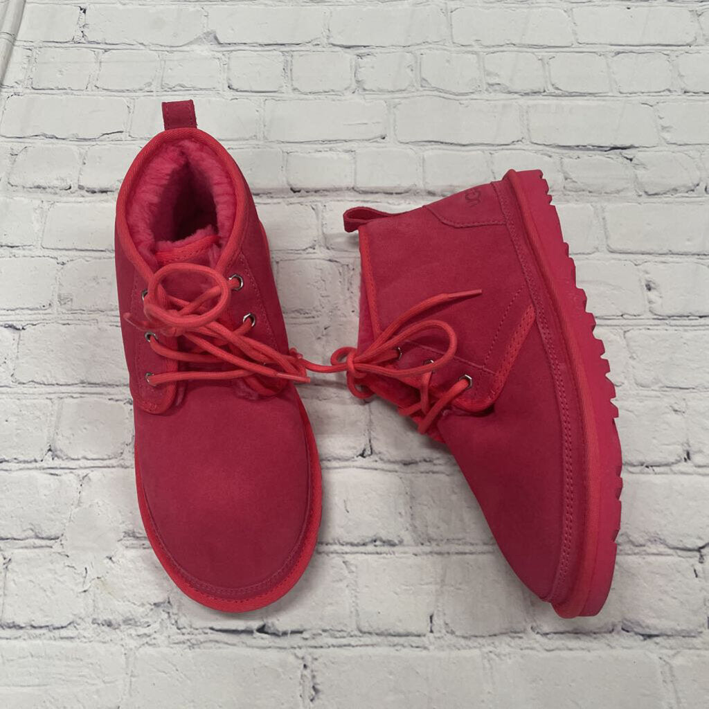 Ugg - 8