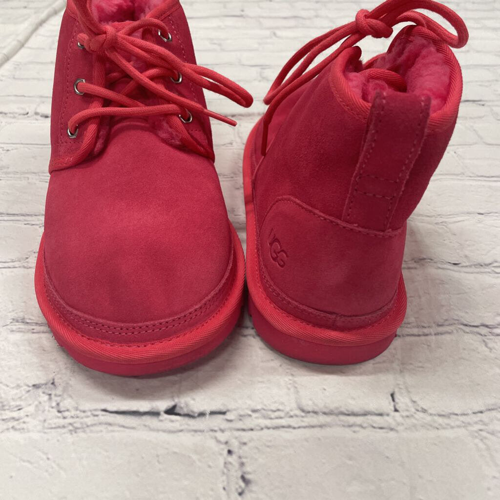Ugg - 8