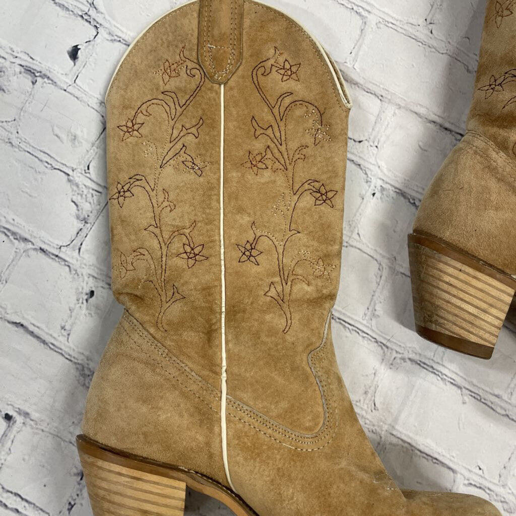Cowgirl Boots - 6