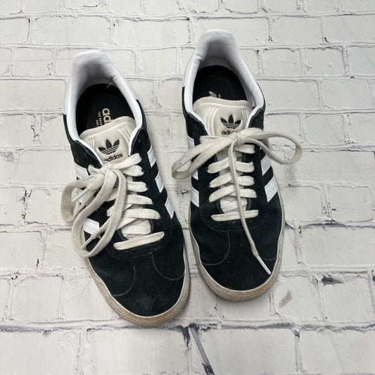 Adidas - 7