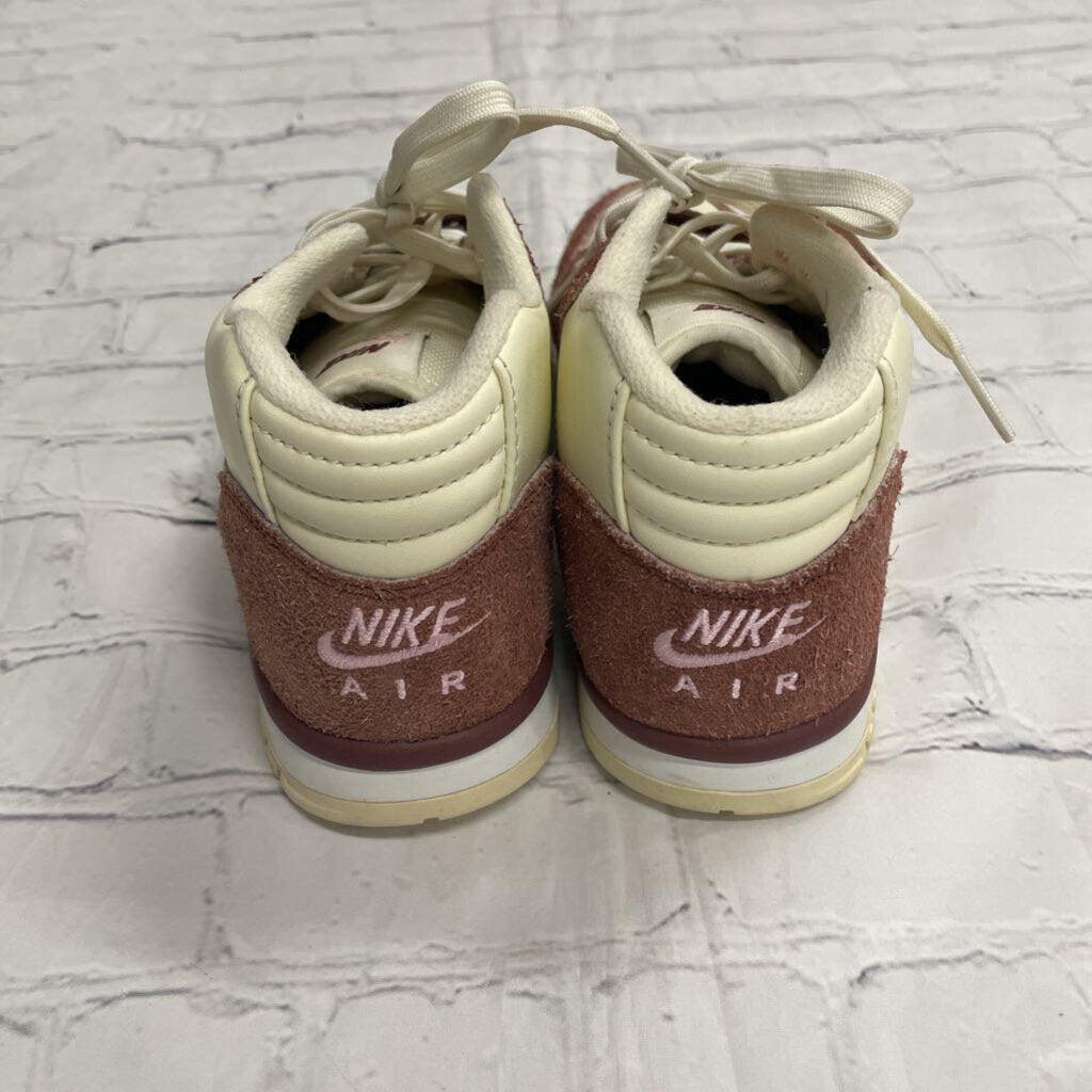 Nike - EU36.5